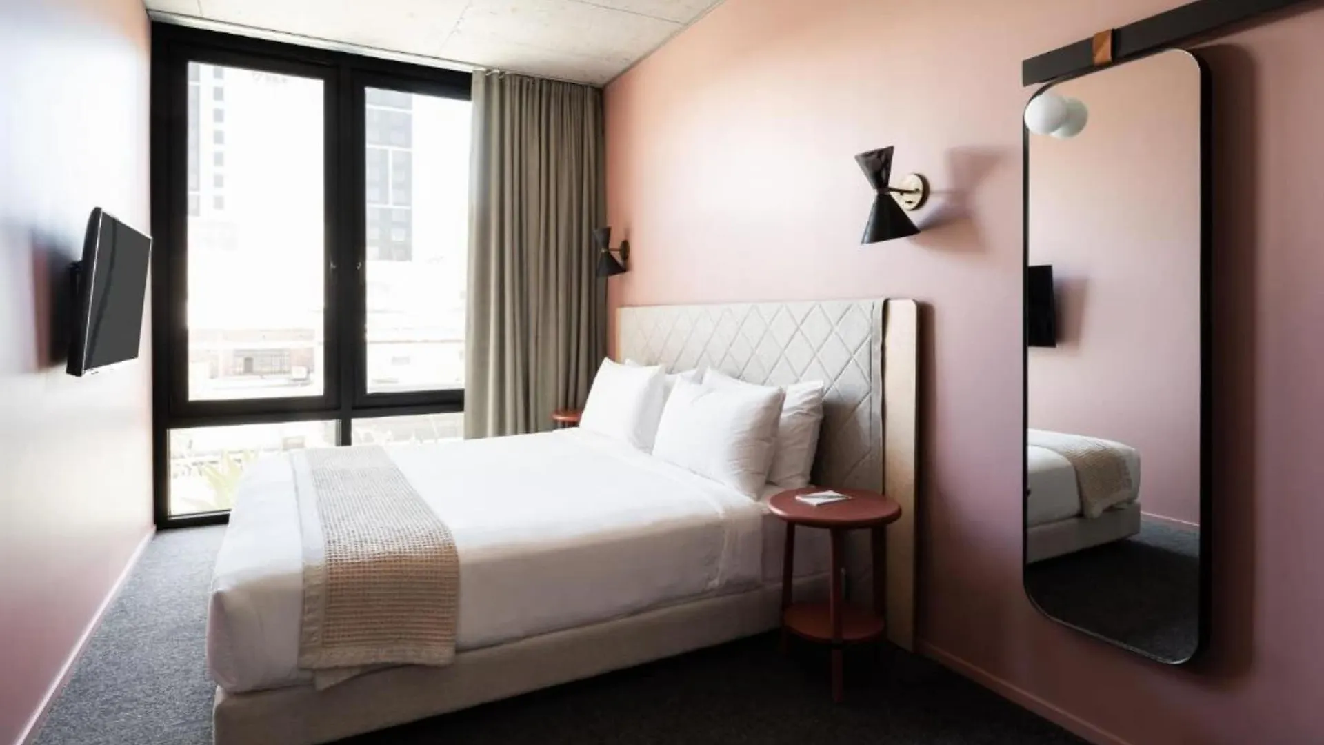 Alex Hotel Perth