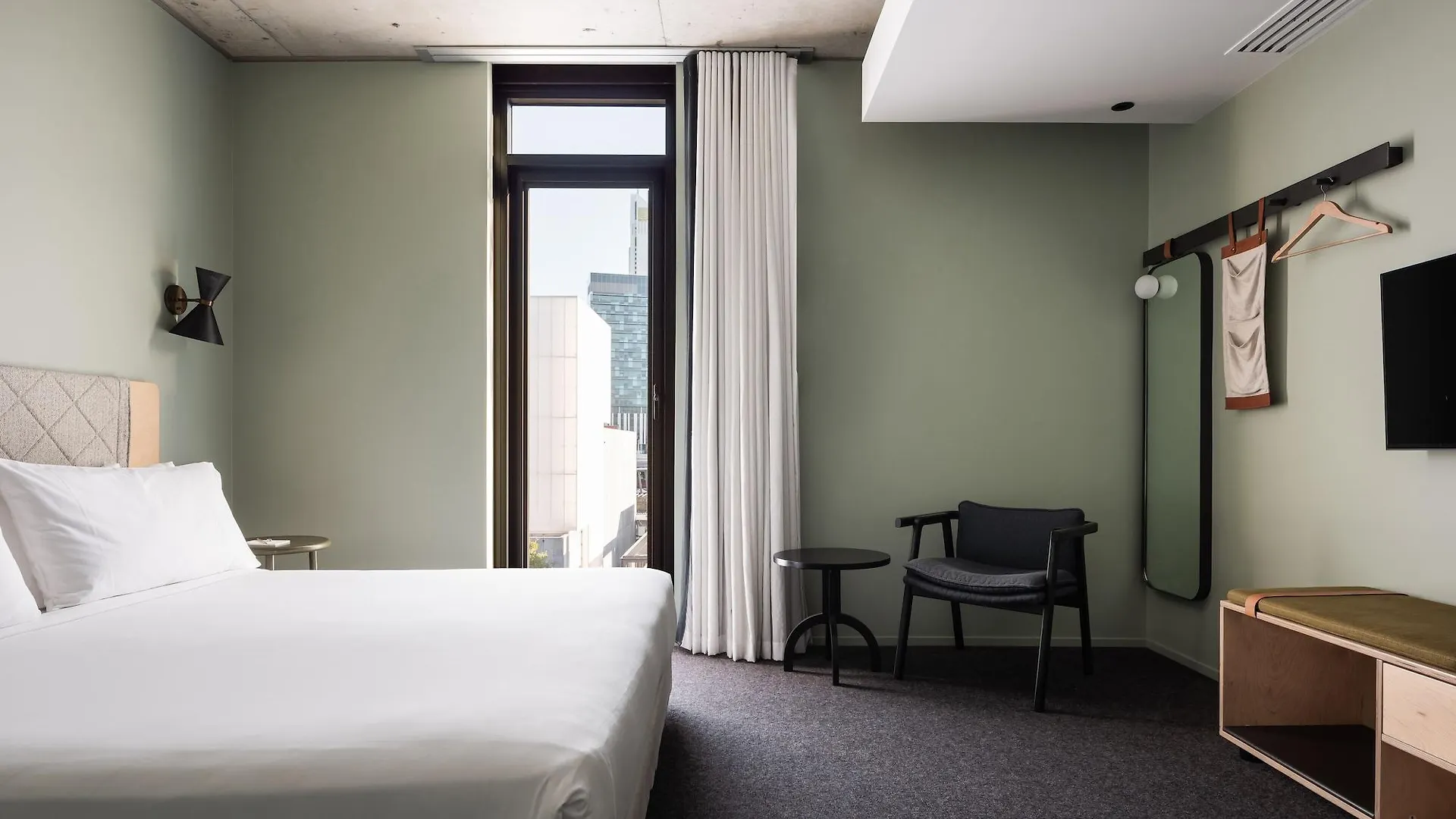 ****  Alex Hotel Perth Australia