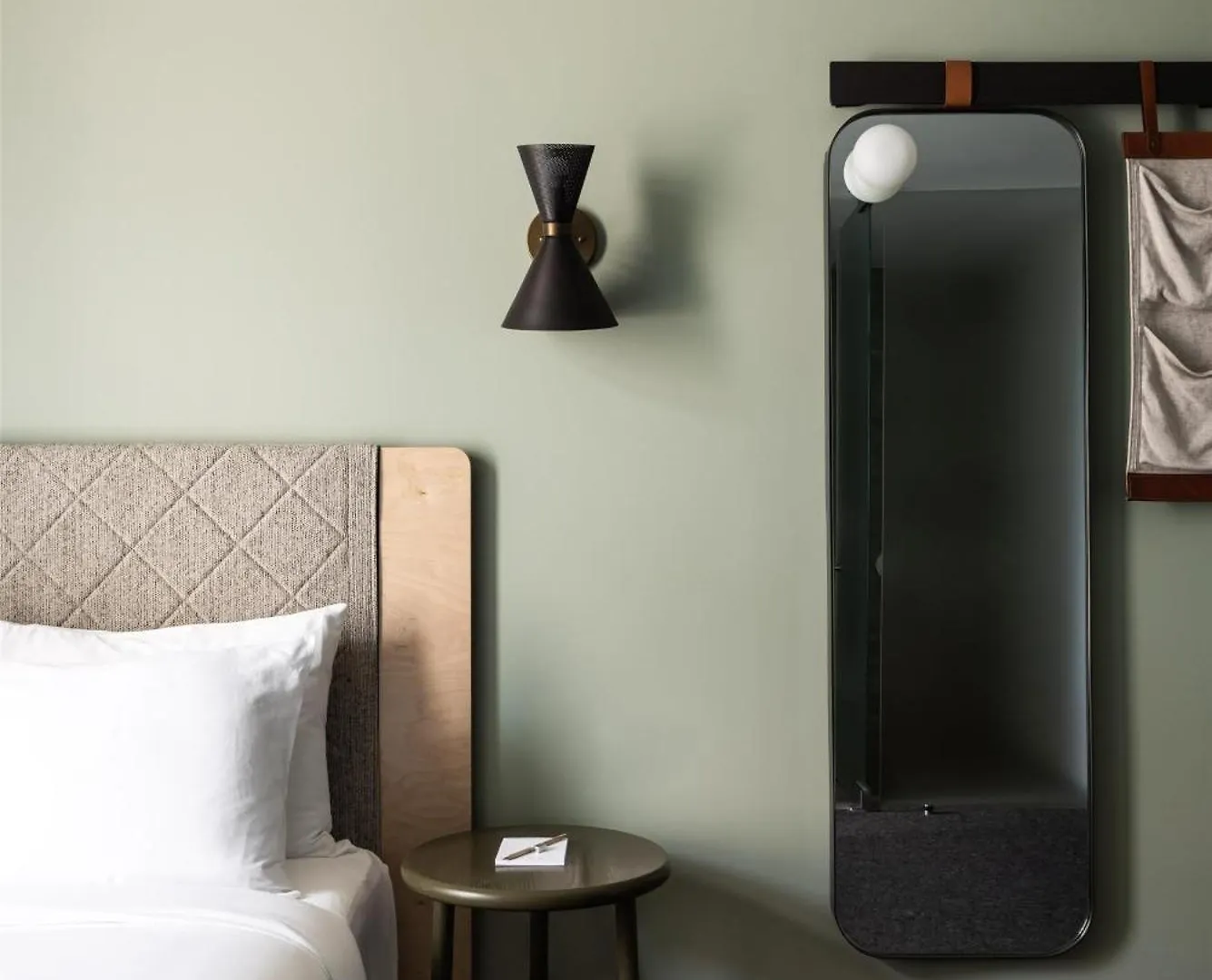 ****  Alex Hotel Perth Australia