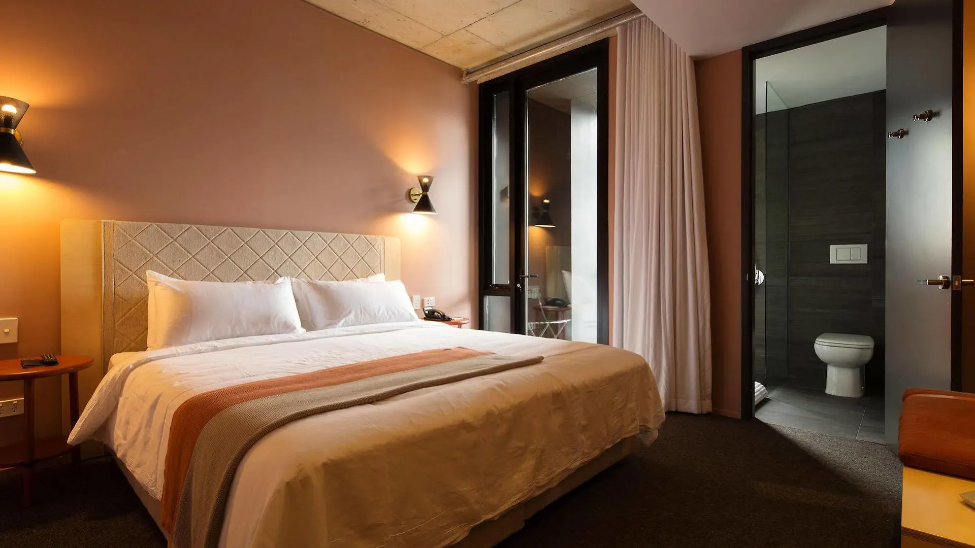 Alex Hotel Perth