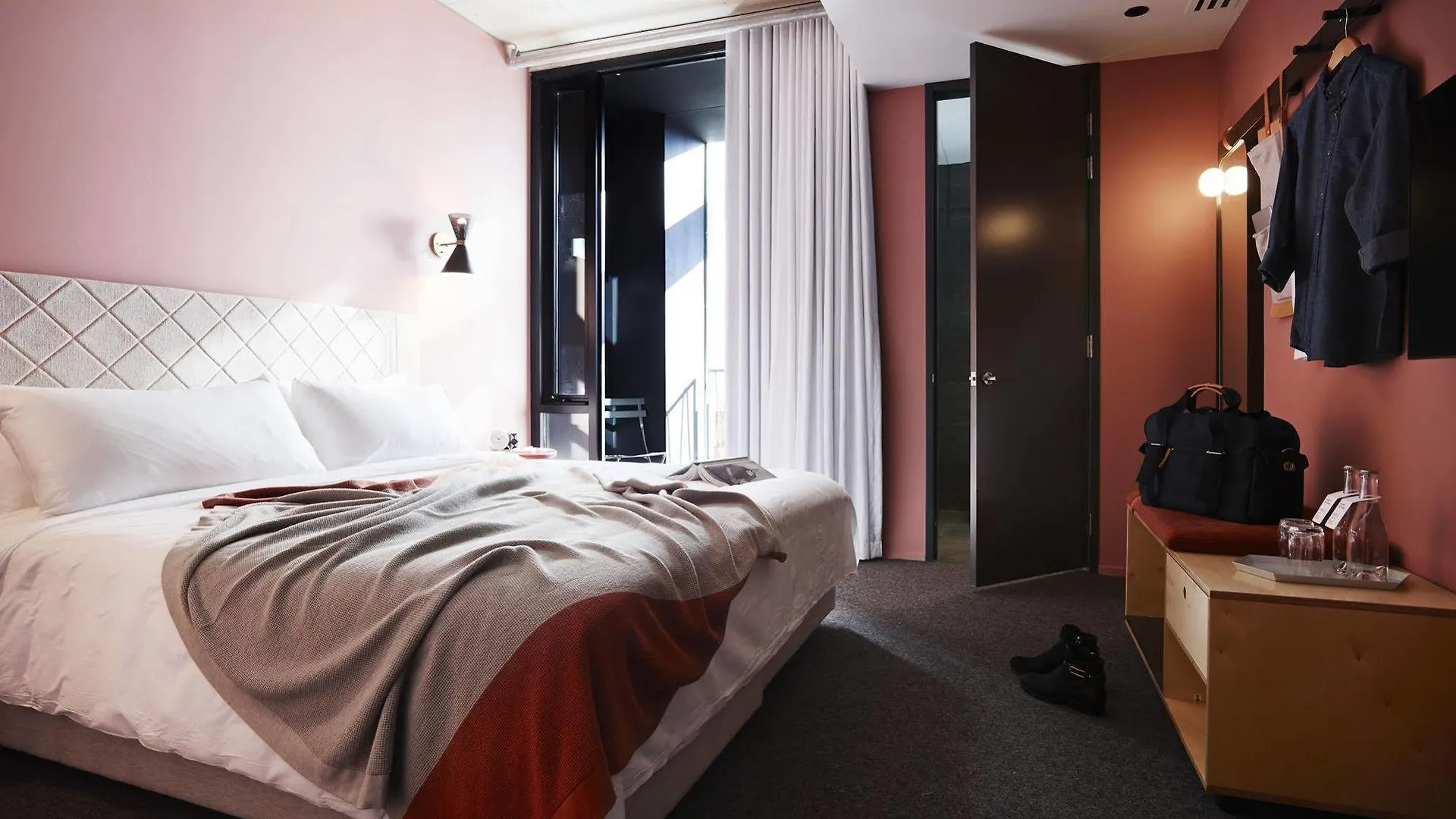Alex Hotel Perth 4*,  Australia